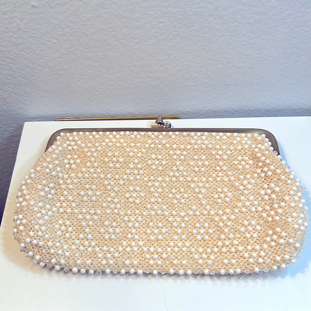 Vintage St. Thomas Corde Bead clutch bag purse wallet